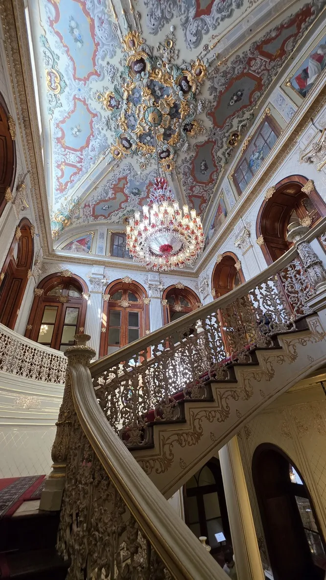 Dolmabahçe to Yıldız: The Last Ottoman Palaces of Istanbul Dolmabahçe to Yıldız: The Last Ottoman Palaces of Istanbul