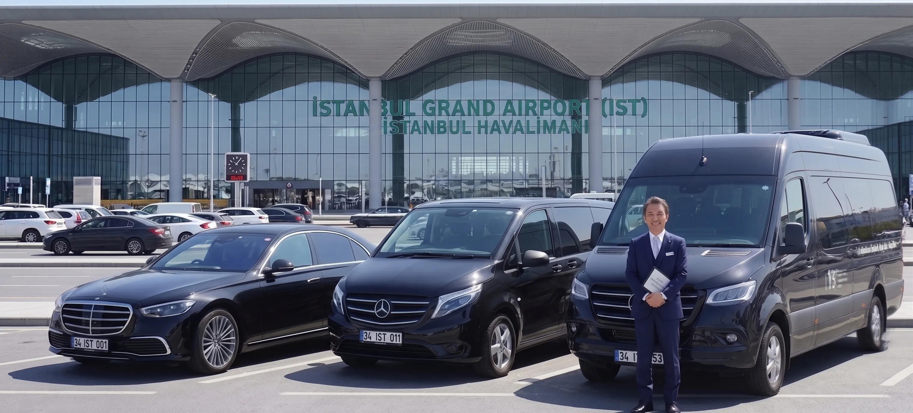 Airport & Private Transfers Airport & Private Transfers
